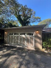 11 Juneau Blvd in Woodbury, NY - Building Photo - Building Photo