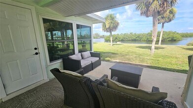 1210 Maryknoll Rd in Englewood, FL - Building Photo - Building Photo