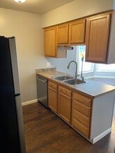 4467 W Milham Ave in Portage, MI - Building Photo - Building Photo