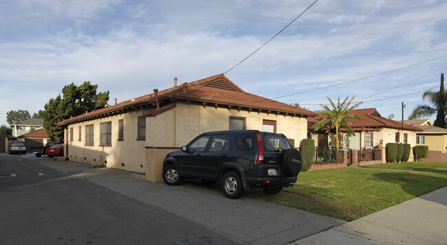 6111 Kingman Ave in Buena Park, CA - Building Photo - Building Photo