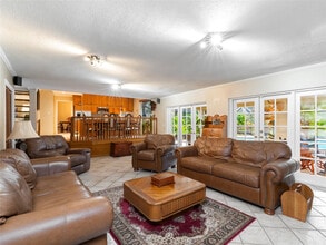 6556 NW 87th Ave in Parkland, FL - Building Photo - Building Photo