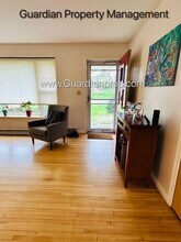 5017 W 60th St in Minneapolis, MN - Building Photo - Building Photo