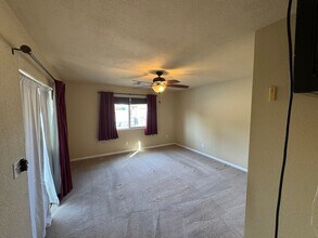 2058 E Fremont Dr in Tempe, AZ - Building Photo - Building Photo