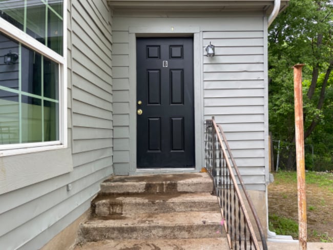 property at 213 Munson St