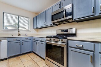 2830 Katy Briar Ln in Katy, TX - Building Photo - Building Photo