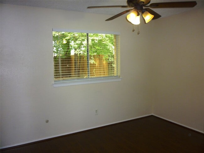 property at 7207 Grackle Dr