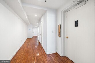 48 N Front St in Philadelphia, PA - Building Photo - Building Photo