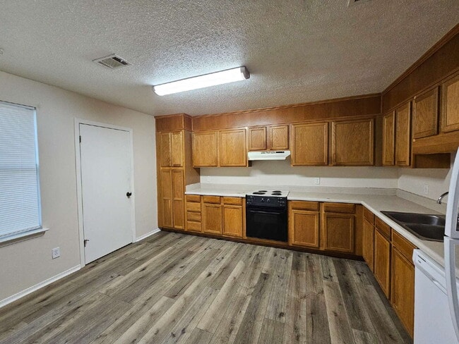 410 Deborah Ln in Pensacola, FL - Building Photo - Building Photo