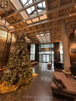 8 Interchange Wy in Vaughan, ON - Building Photo