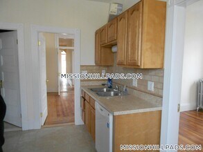 66 Clifford St in Boston, MA - Building Photo - Building Photo