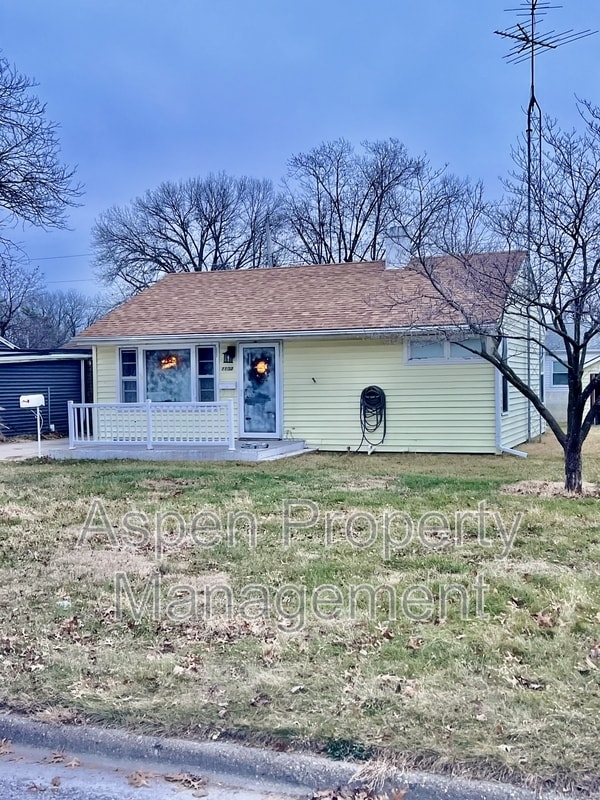 property at 1103 Hillary Ave