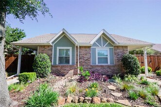 4624 Carr St in The Colony, TX - Building Photo - Building Photo