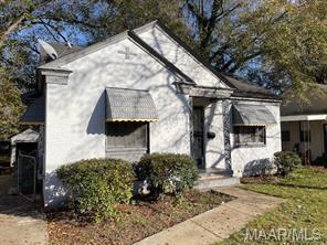 property at 15 Oak Forest Dr