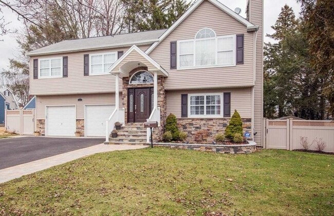 property at 2 Walker Ave