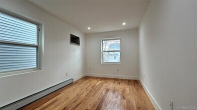 69-31 Burchell Ave in Queens, NY - Building Photo - Building Photo
