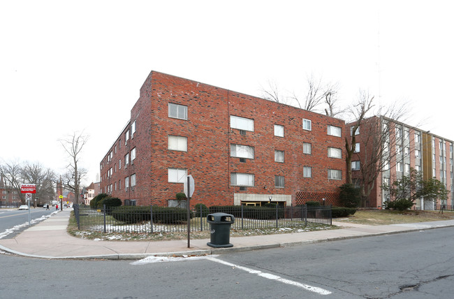 70 Gillett St in Hartford, CT - Building Photo - Building Photo