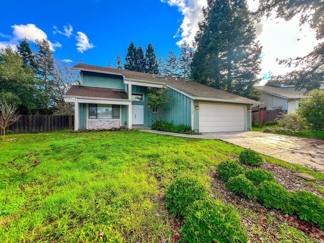 1132 Estates Dr in Napa, CA - Building Photo - Building Photo