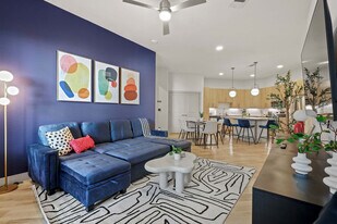 13701 Montfort Dr in Dallas, TX - Building Photo