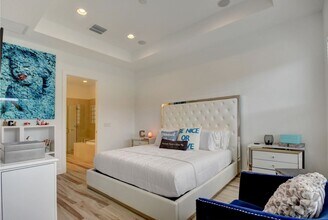 3784 NW 89th Way in Coral Springs, FL - Foto de edificio - Building Photo