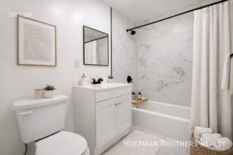 5319 S Hoover St in Los Angeles, CA - Building Photo - Building Photo