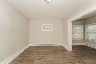 2174 W 103rd St-Unit -5 in Cleveland, OH - Building Photo - Building Photo