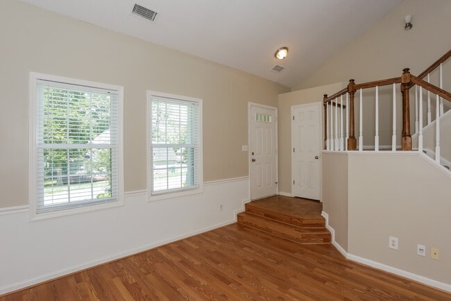 2328 Torrington Ln in Charlotte, NC - Building Photo - Building Photo