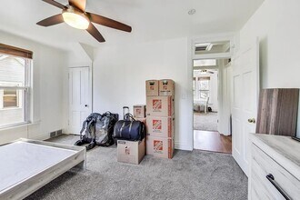 869 N McKinley Rd, Unit 2 in Lake Forest, IL - Building Photo - Building Photo