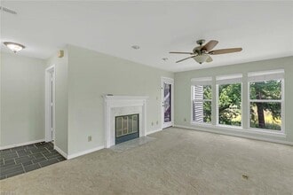 222 Island Cove Ct, Unit B in Hampton, VA - Building Photo - Building Photo