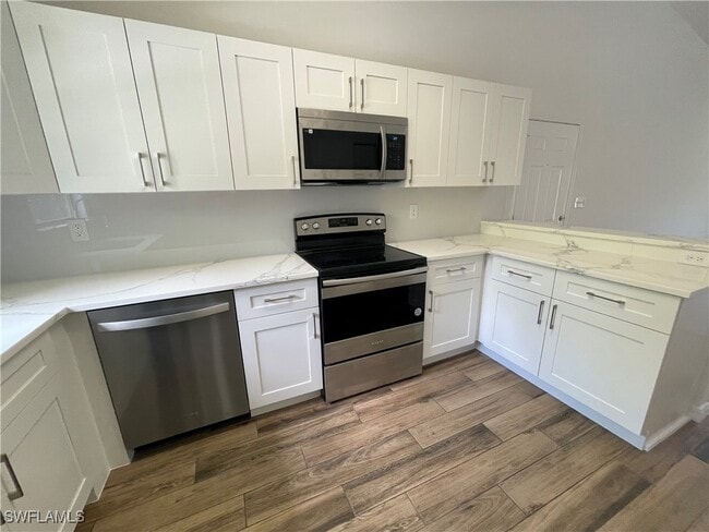 property at 2190 Arbour Walk Cir