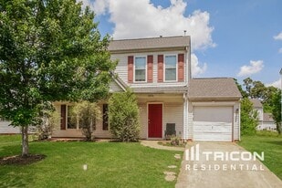 1334 Peach Park Ln in Charlotte, NC - Building Photo