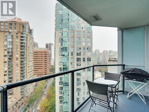 1212-1212 Howe St in Vancouver, BC - Building Photo - Building Photo