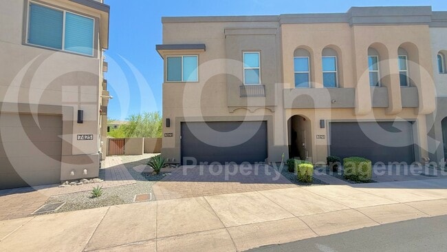 7423 E Paraiso Dr