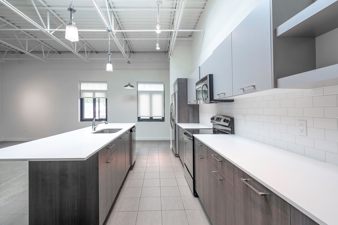 21 and View in Salt Lake City, UT - Foto de edificio