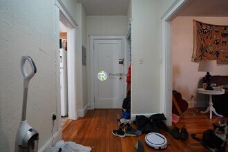 1820 Commonwealth Ave in Boston, MA - Building Photo - Building Photo