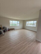 105 S Roosevelt Ave in Oxnard, CA - Building Photo - Building Photo