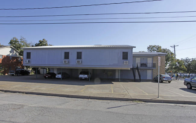 515 Uta Blvd in Arlington, TX - Foto de edificio - Building Photo