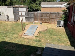 107 W Mimosa Dr in Midwest City, OK - Building Photo - Building Photo