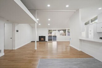 8836 Oneida Ave in Los Angeles, CA - Building Photo - Building Photo