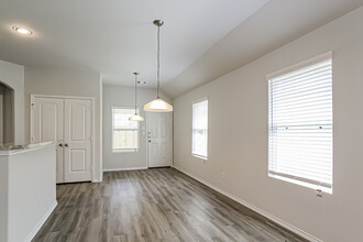 22441 Clear Castle Dr in Porter, TX - Building Photo - Building Photo