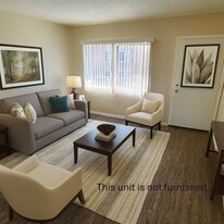 14926 Hawthorne Blvd in Lawndale, CA - Building Photo