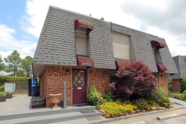 Southbrooke Apartments in Fort Smith, AR - Foto de edificio - Building Photo