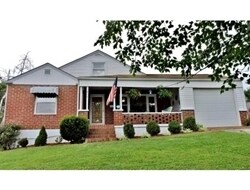 918 Harding Ave, Unit A in Johnson City, TN - Building Photo