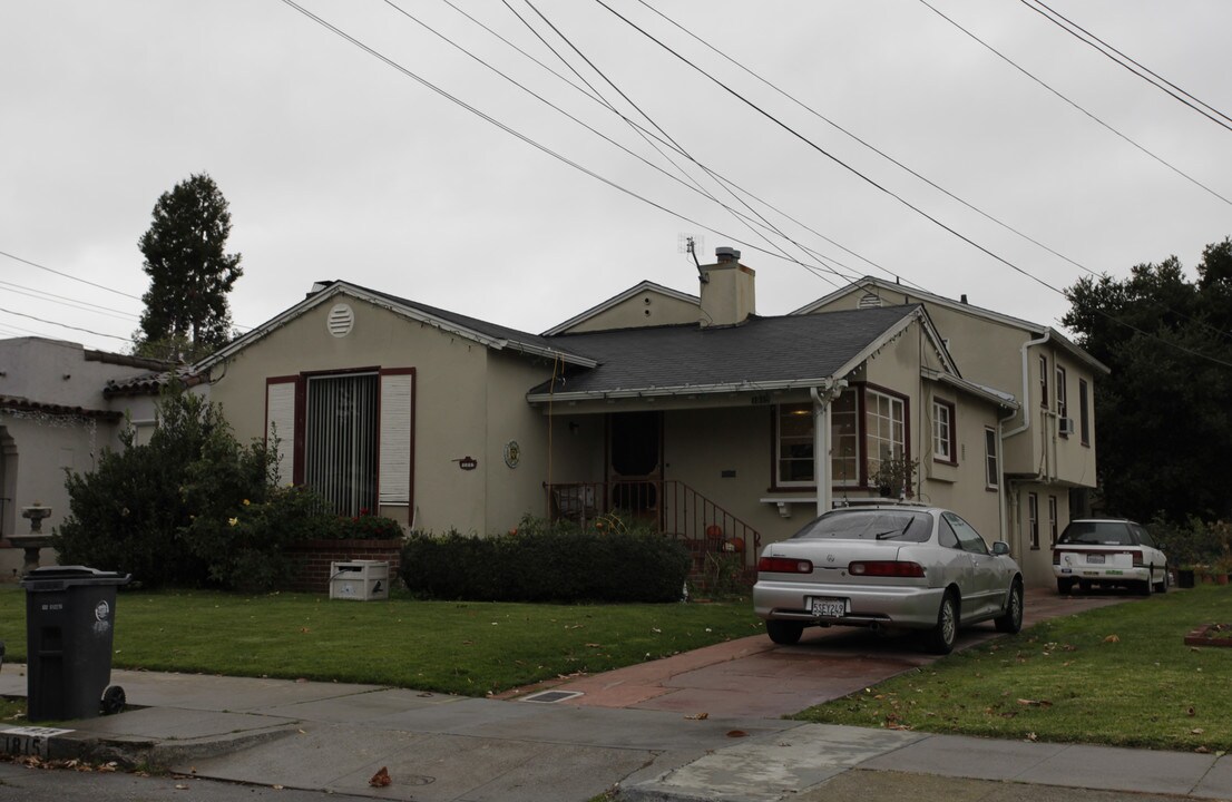 1815 Pearl St in Alameda, CA - Foto de edificio