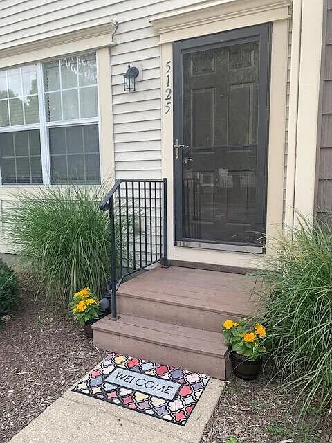 5125 Singleton Dr in Hilliard, OH - Foto de edificio