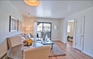 2401 Park Blvd unit 3a, Unit Park Blvd in Oakland, CA - Building Photo