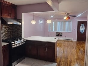 18938 113th Rd, Unit 1 in Saint Albans, NY - Building Photo - Building Photo