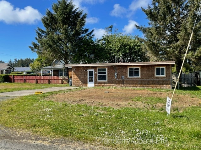 804 N 1st St in Westport, WA - Building Photo - Building Photo