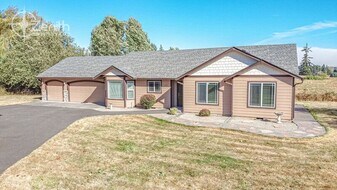 516 NE 199th St in Ridgefield, WA - Building Photo