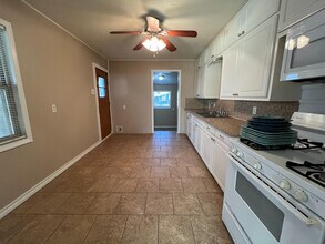 4906 38th St in Lubbock, TX - Building Photo - Building Photo