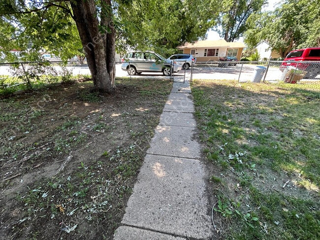 906 1/2 Carlisle Street in Colorado Springs, CO - Building Photo - Building Photo